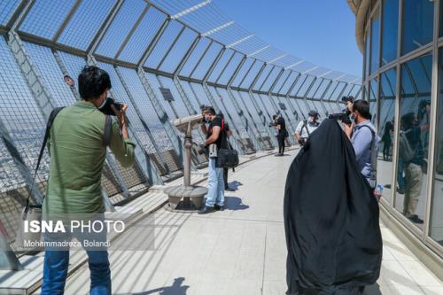 اعلام برنامه های برج میلاد در هفته دفاع مقدس