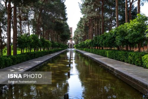 باغات تهران بر سر دو راهی خانه یا برج!