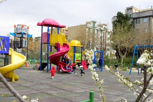 امکانات تفریحی 80 بوستان منطقه14 نوسازی می شود