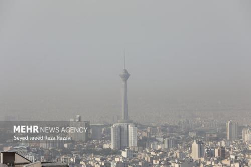 هوای تهران برای گروههای حساس ناسالم می باشد