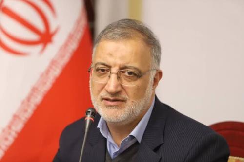 بدنبال نوسازی گسترده ناوگان تاکسیرانی و حل چالش بیمه پایه رانندگان هستیم