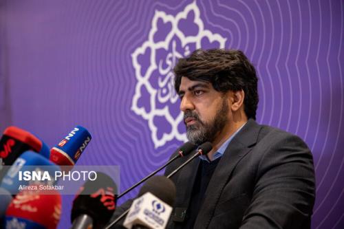 قطار ملی روی ریل مترو