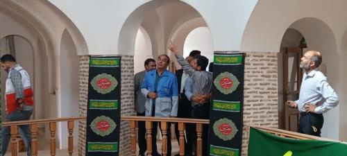 ترک خوردن بناهای تاریخی زواره در زلزله صبح امروز