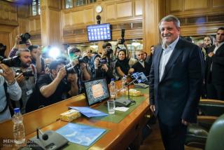 محسن هاشمی رئیس شورای شهر تهران باقی ماند