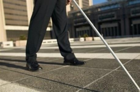 مسیر ویژه نابینایان از پیاده راه ها حذف نمی گردد