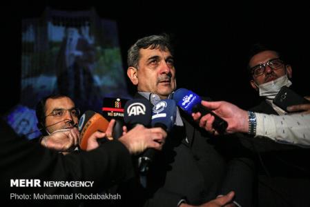 ایران با دو ویروس كرونا و ویروس تحریم ها می جنگد