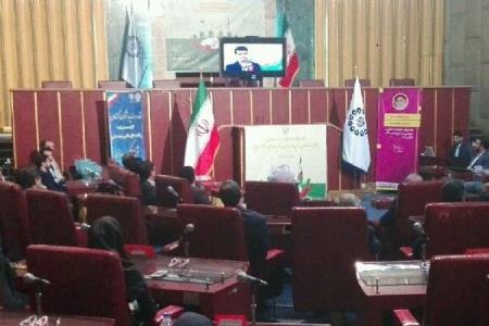 مدیران دولتی برخورد مناسبی با اعضای شوراها ندارند