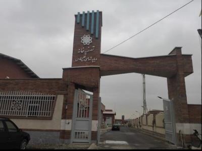 تصفیه خانه دریاچه شهدای خلیج فارس تعطیل نیست